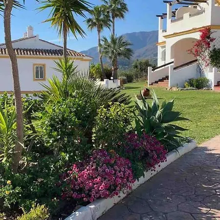 Townhouse Ventana Al Mar * Estepona