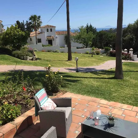 Townhouse Ventana Al Mar * Estepona